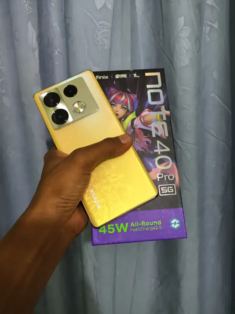 Infinix note 40 pro 5g ram 16(8+8)/256gb fullset