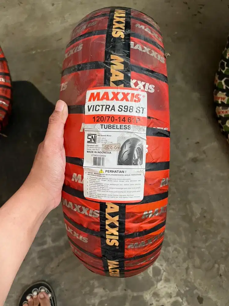 Dijual ban maxxis baru