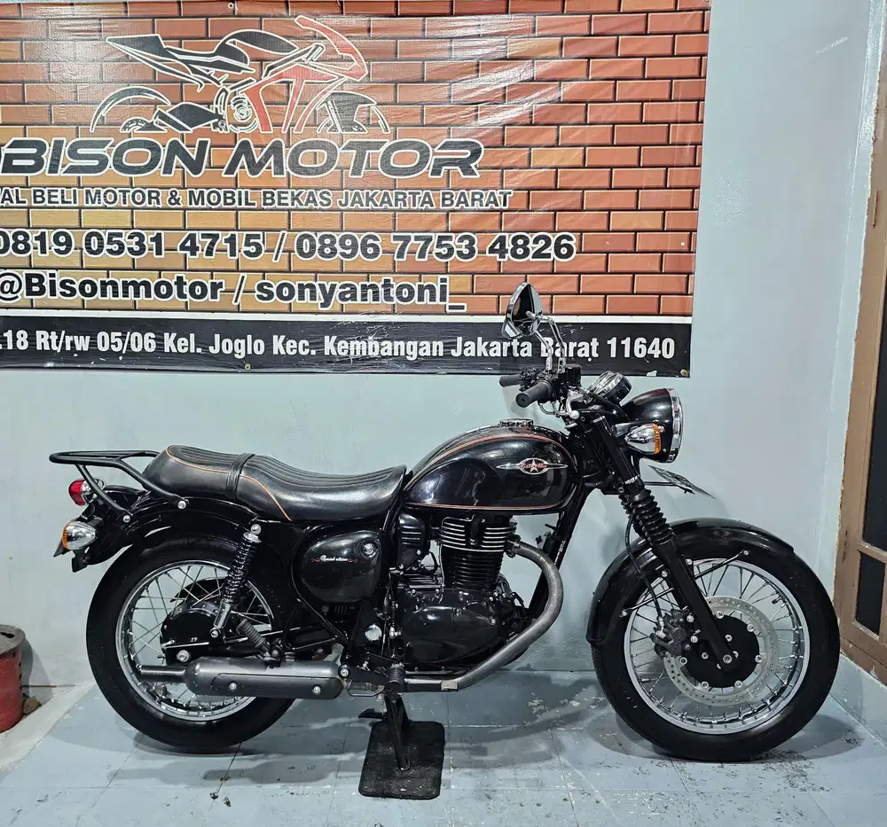MEWAH ! KAWASAKI ESTRELLA SE FI W 250 TAHUN 2017 HITAM GLOSSY