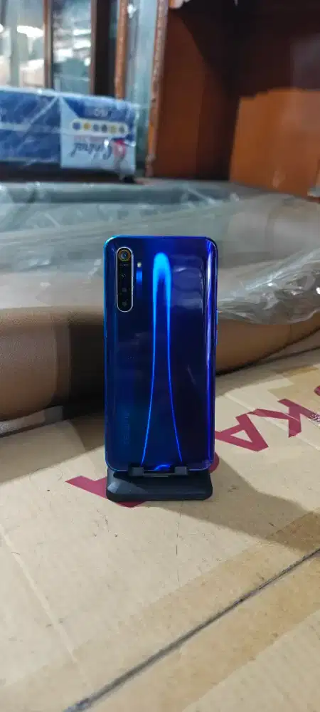realme XT 8GB / 128GB, fingerprint in display on, face id on