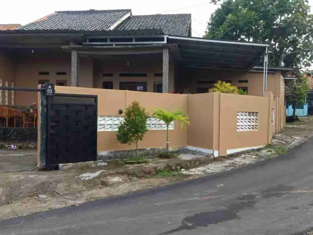 jual rumah kampung kota serang pinggir jalan surat SHM