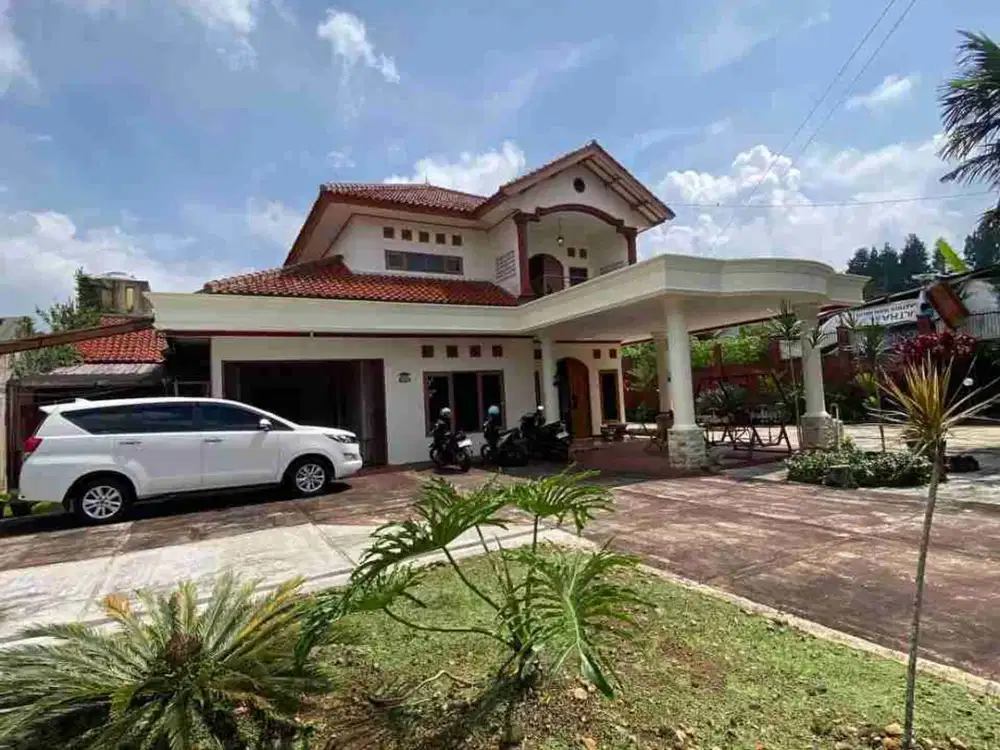 RUMAH 2 LANTAI DI SELABINTANA KOTA SUKABUMI