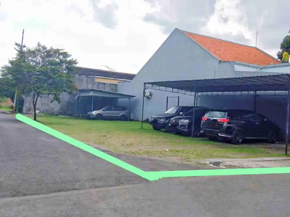 Tanah Pekarangan Bagus Hook dekat Graha saba buana dan Manahan
