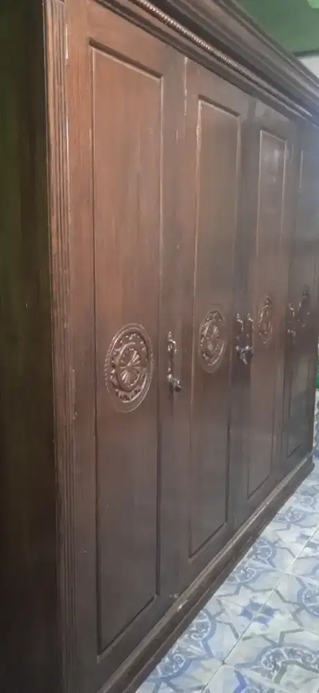 Lemari kayu jati 4 pintu (NEGO)