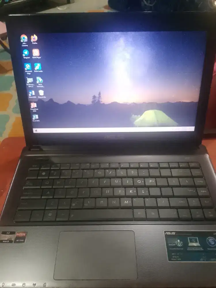 Laptop ASUS X45U