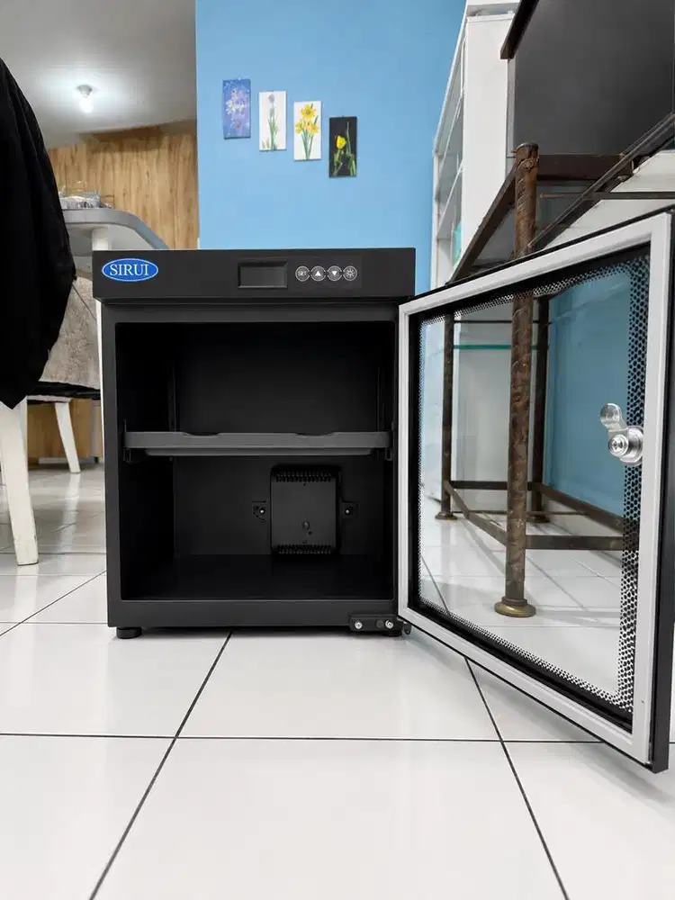 Dry Cabinet SIRUI Digital Anti Jamur Kamera