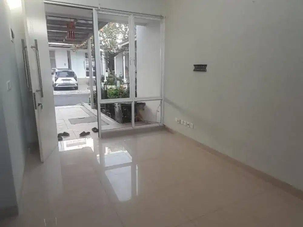 Disewakan rumah murah 2lantai di Cluster Yarra Jakarta Garden City Jakarta Timur siaphuni minimalis modern