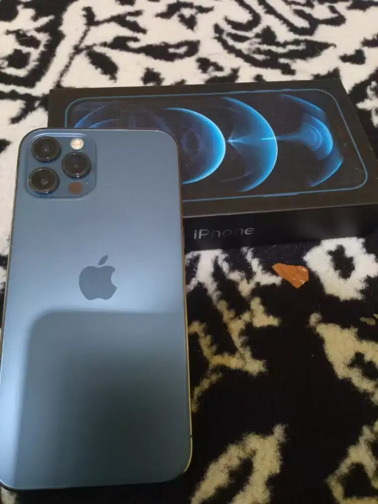 iPhone 12 pro 256gb fullset