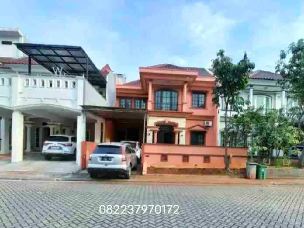 Dijual Rumah Strategis  di Boulevard Hijau Regency Harapan Indah Bekasi