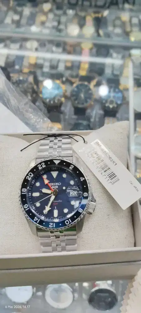 Seiko SSK003 GMT Batman Blue black