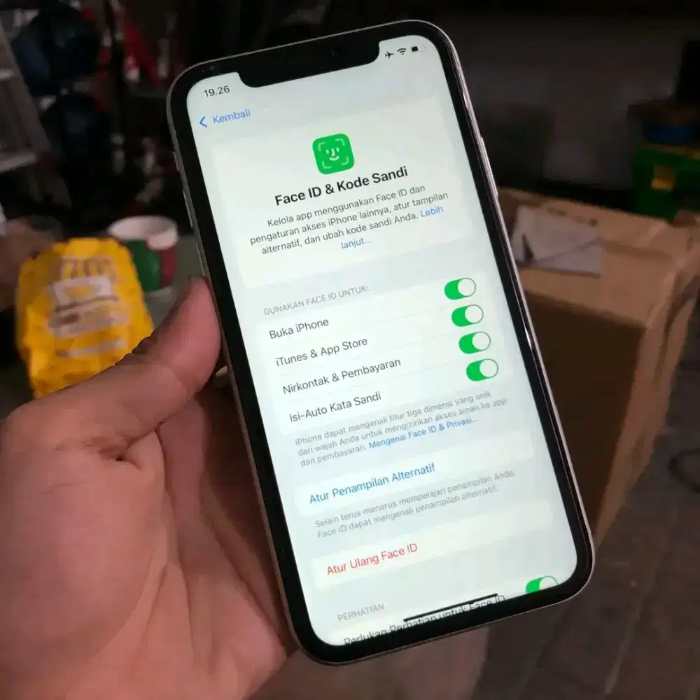 iphone xr all operator