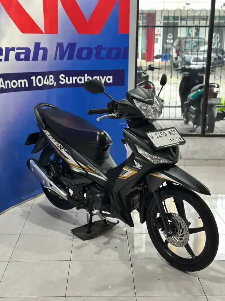 Honda Supra X Fi 125cc Th' 2024 Km 5Rb Anugerah Motor Pucang