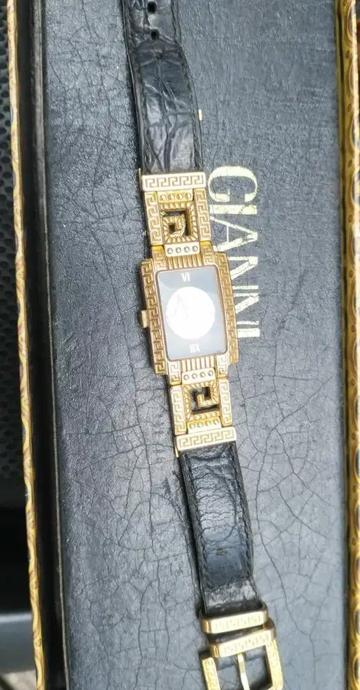 Jam Tangan Emas Gianii Versace Type Orologi