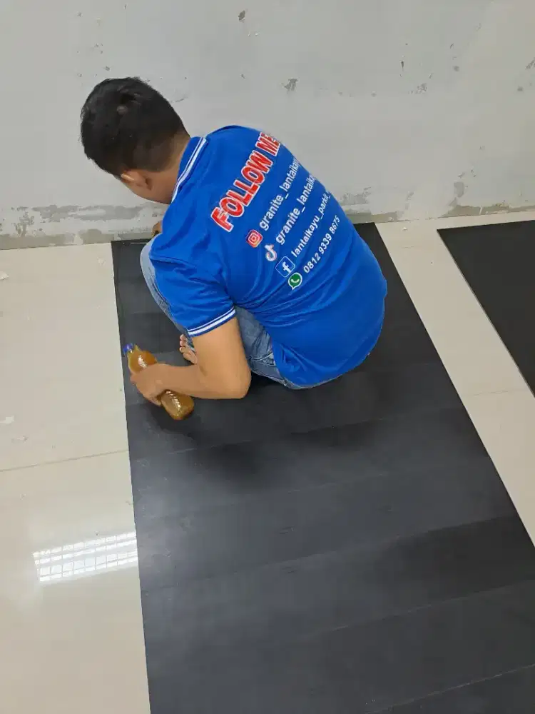 Lantai vinyl PROMO TERPASANG