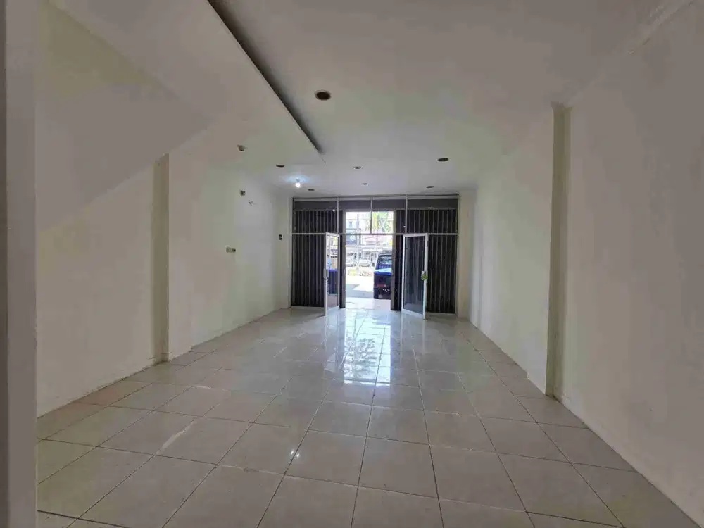 Disewakan ruko di boulevard hijau raya harapan indah Bekasi