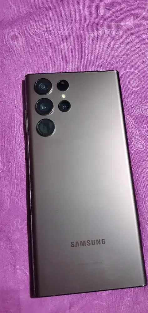 Samsung s22 ultra burgundy (12/512)