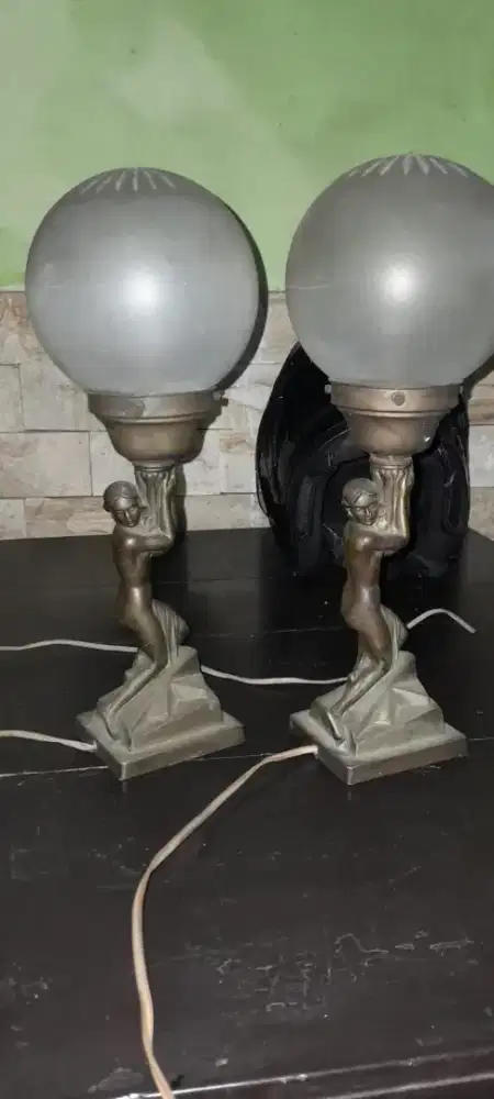Lampu meja jadul