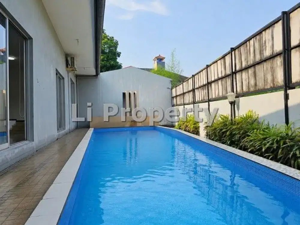 Sultan Agung, dekat AKPOL, Gajahmungkur, Swimming pool, Semarang