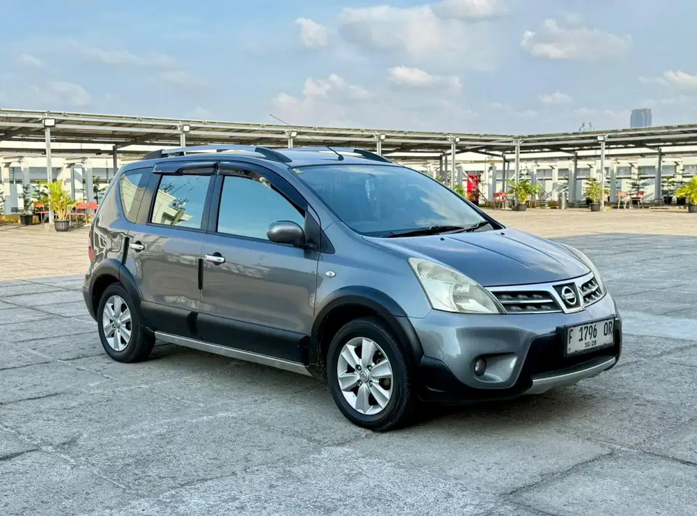 Nissan Livina XGear 2010