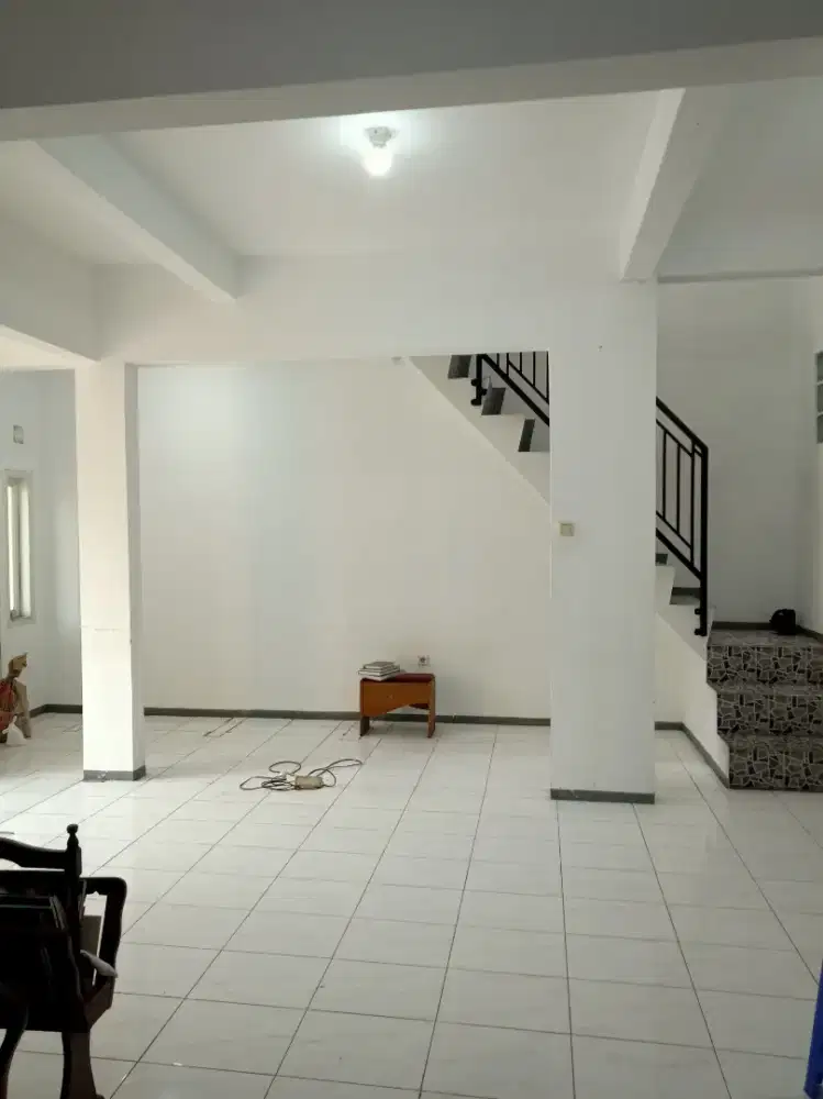 JUAL CEPAT RUMAH 2 LANTAI PONDOK MUTIARA SELANGKAH KE PEMKOT CIMAHI