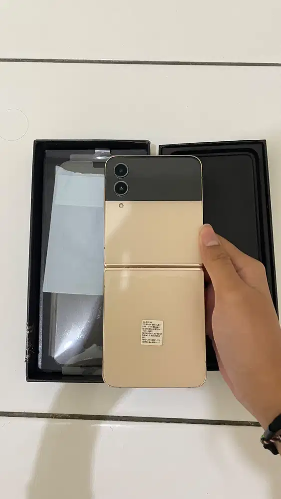Samsung z flip 4 8/256