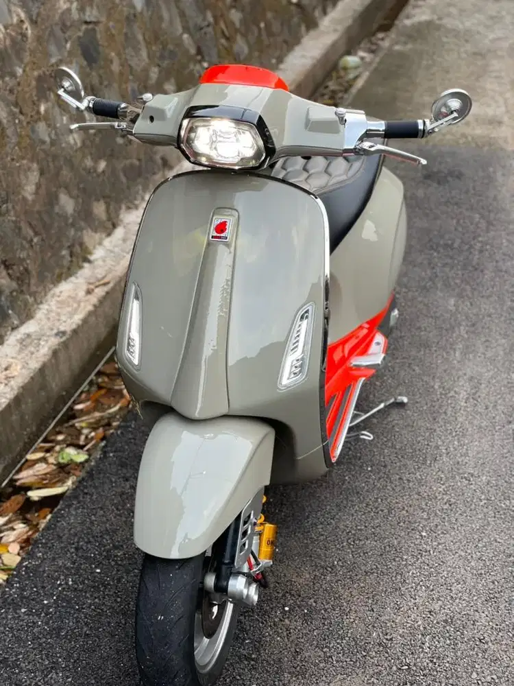 VESPA SPRINT I-GET FULL MODIFIKASI