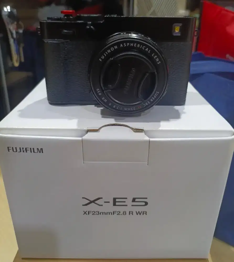 Fuji XE5 kit 23 f2. 8 R WR fulset