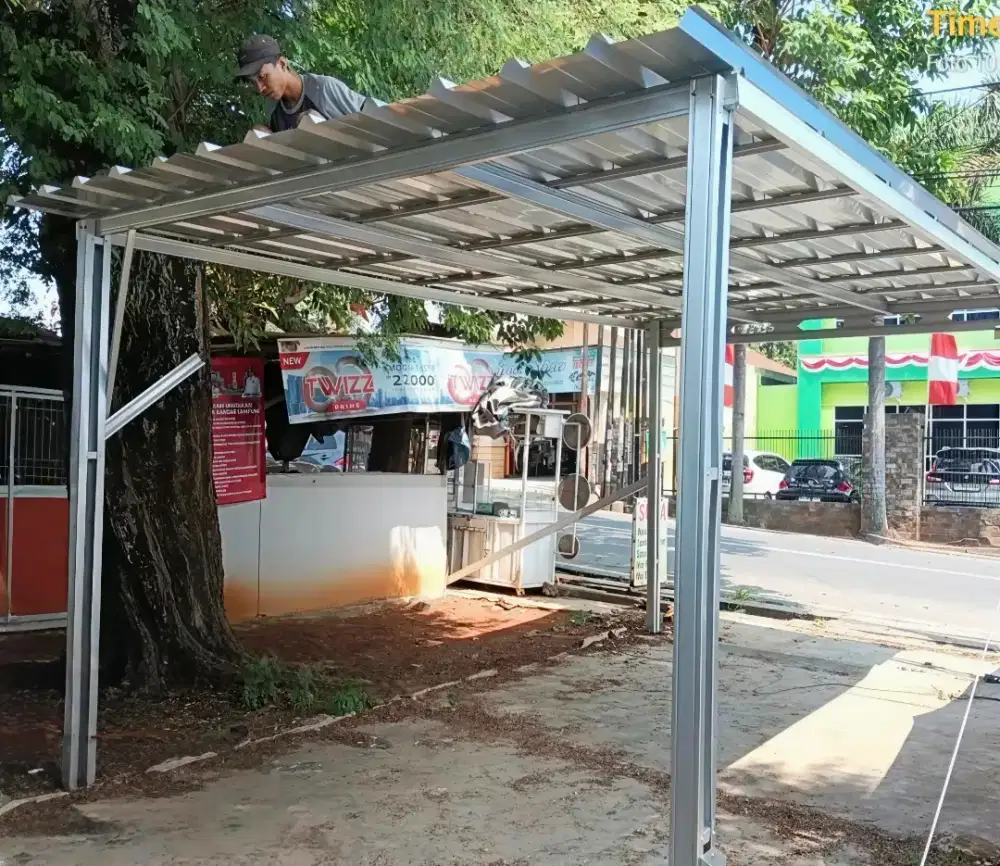 Kanopi baja ringan