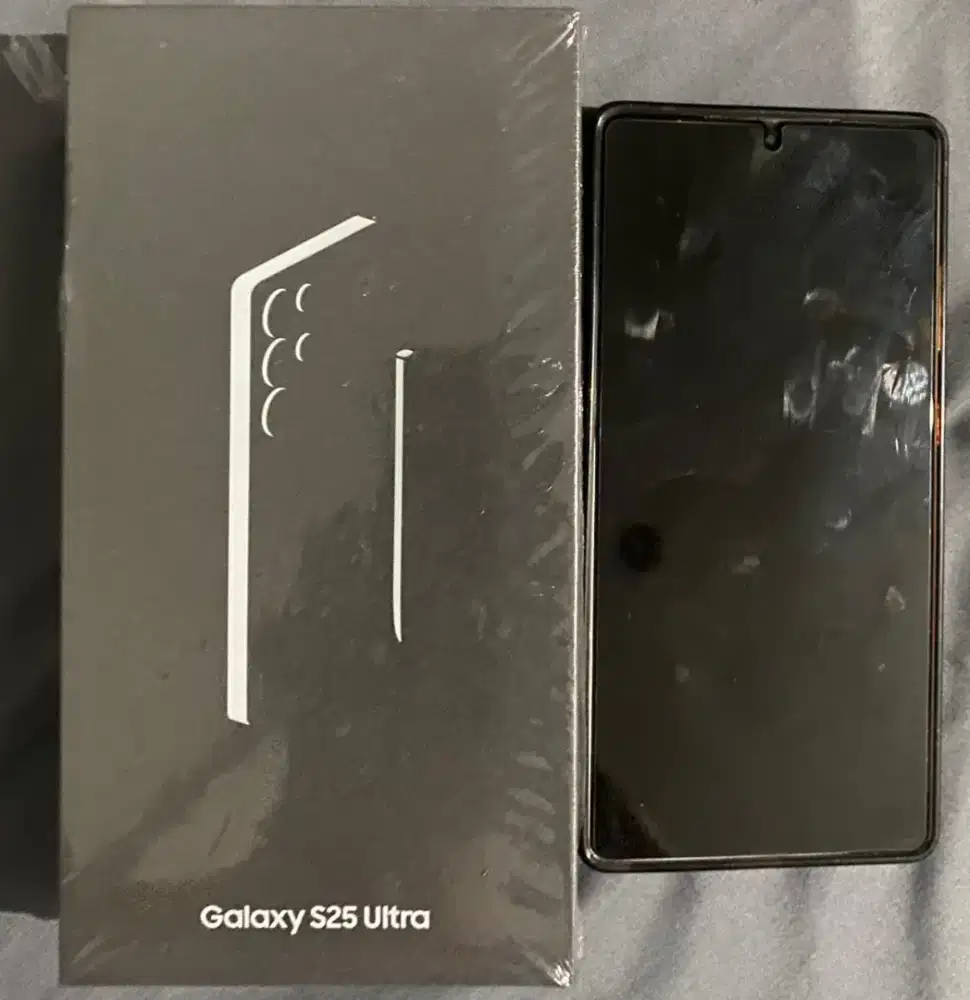Samsung S25 Ultra 12/512 GB, ex Garansi resmi SEIN