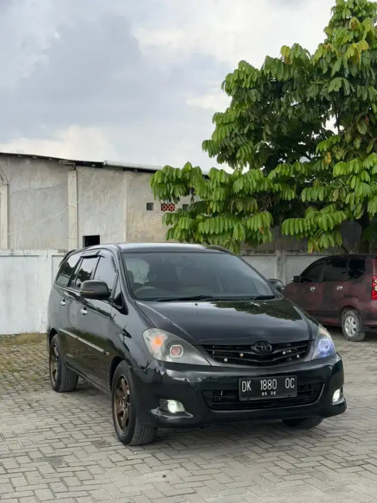 Toyota innova manual pertalite tahun 2011