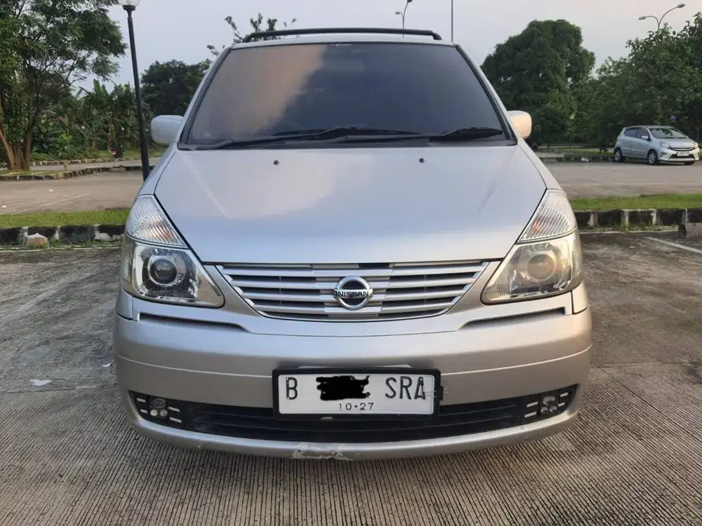 Dijual Nissan Serena C24 Comfort Touring Tahun 2012