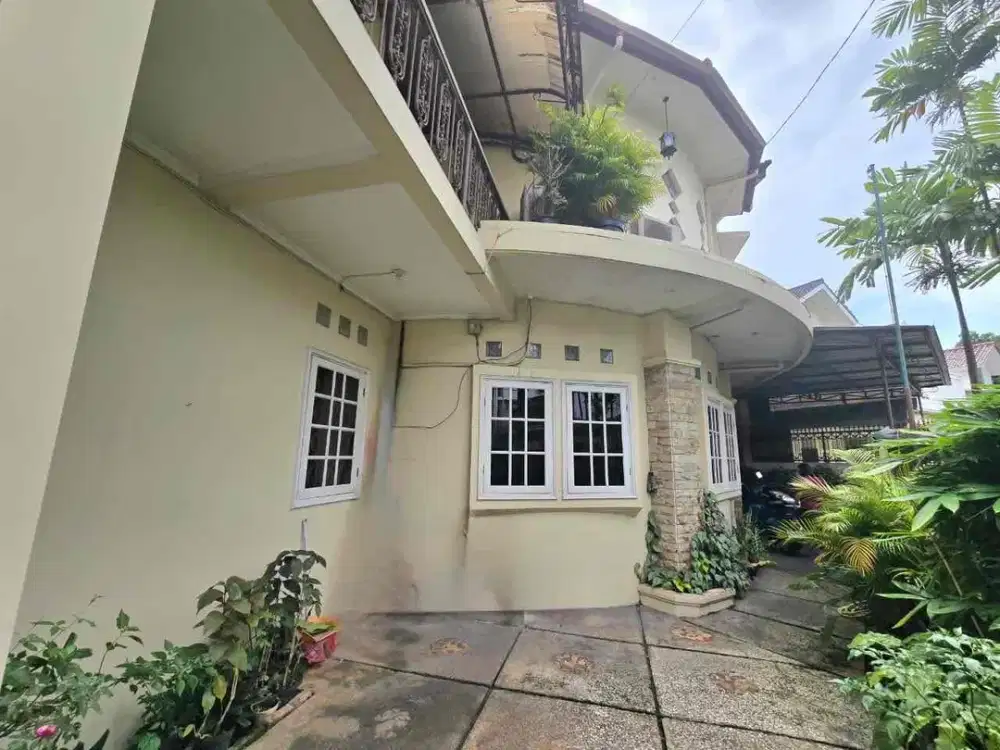 Di Jual Rumah Tanah Luas Harga Bagus Dekat Mall dan Krl Bintaro