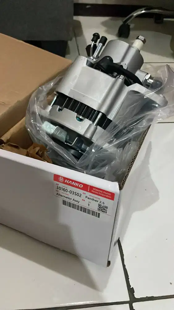 Alternator/Dinamo Ampere Isuzu Panther 2.5 merek Hanko