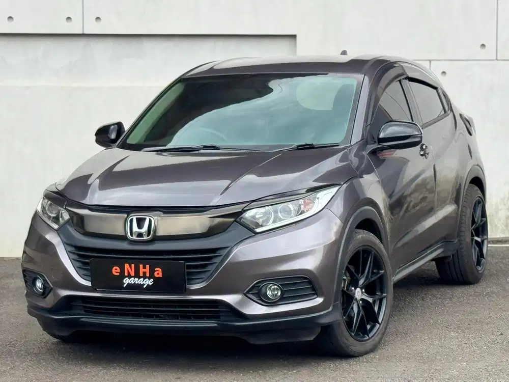 Dp 8JT.. Plat H.. Honda HRV S 1.5 A/T 2017 Up Facelift.. eNHa garage..