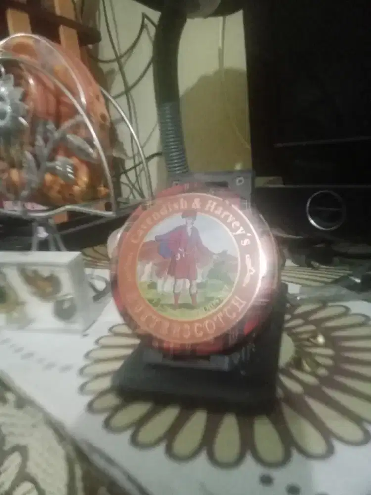 Di jual wadah permen butterscotch atau mint made in Germany 1999