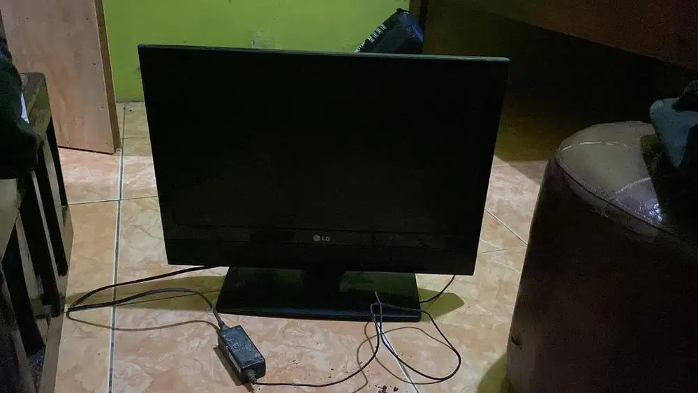 TV LED MERK LG UK 1,5 inch