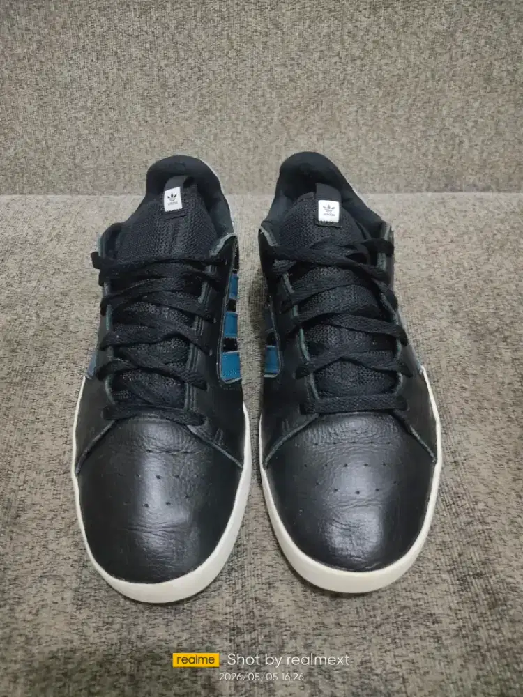 Sepatu Adidas 43 44