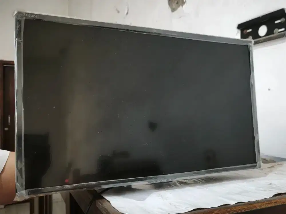 Tv Lcd Sharp second 24 inch normal ori
