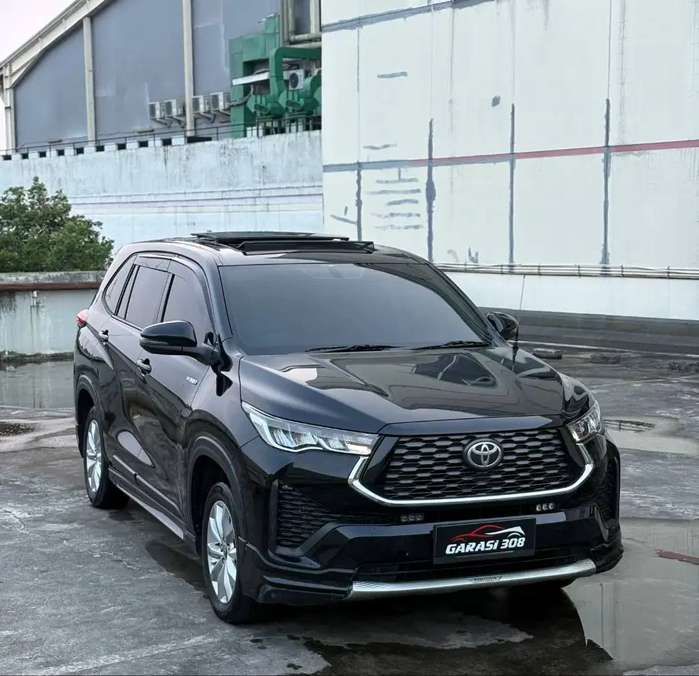 Toyota Kijang Innova Zenix 2.0 V Hybrid Modelista 2024 Hitam KM 43 rb