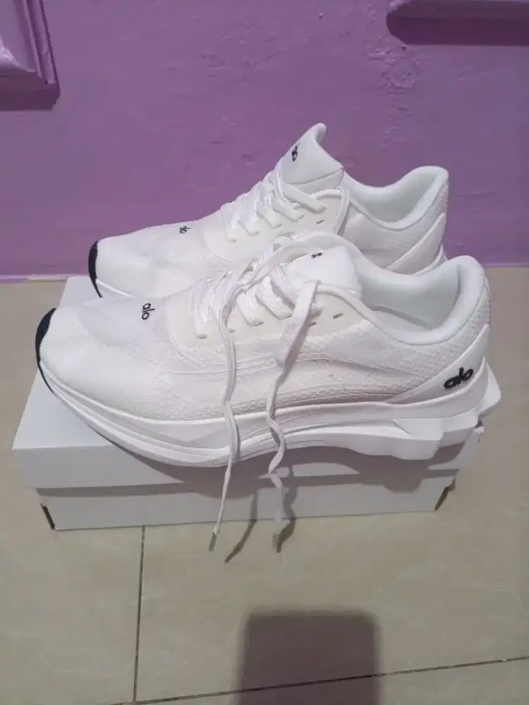 Sepatu baru ALO ukuran 42 normal