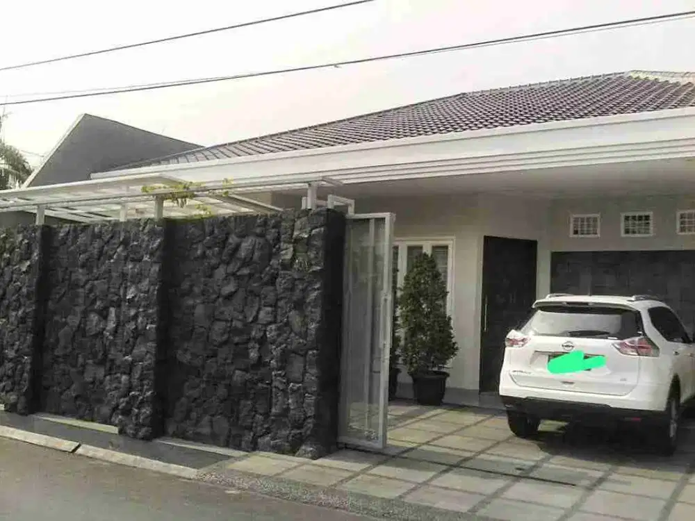 Disewakan rumah 1,5 Lt di Kebayoran lama Lt 320 m2 lb 340 m2 ada 3+1 kt 3+1 km semi furniture ada ac, ready utk survei Juni, limited edition!!