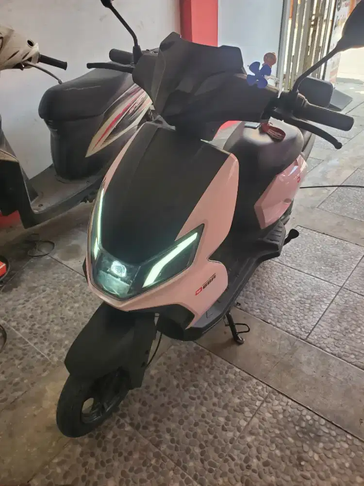 Sepeda Listrik Uwinfly D66A
