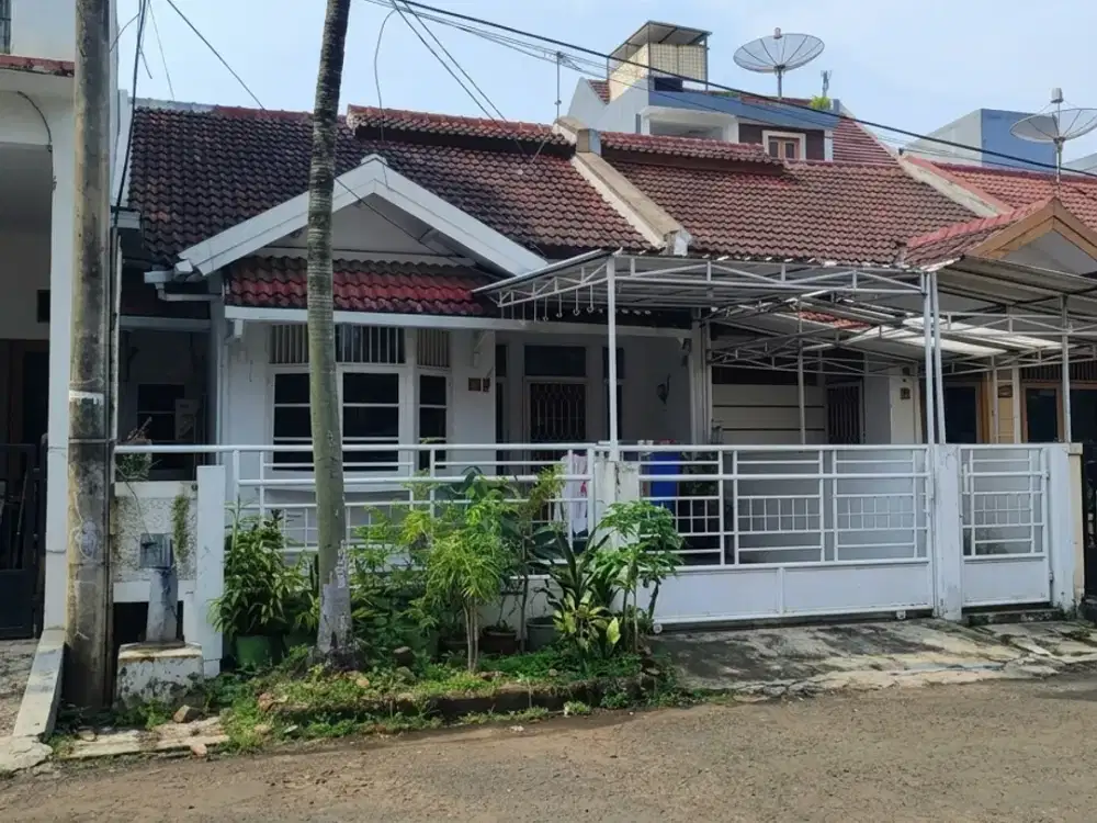 Disewakan Rumah Sektor 1B Gading Serpong