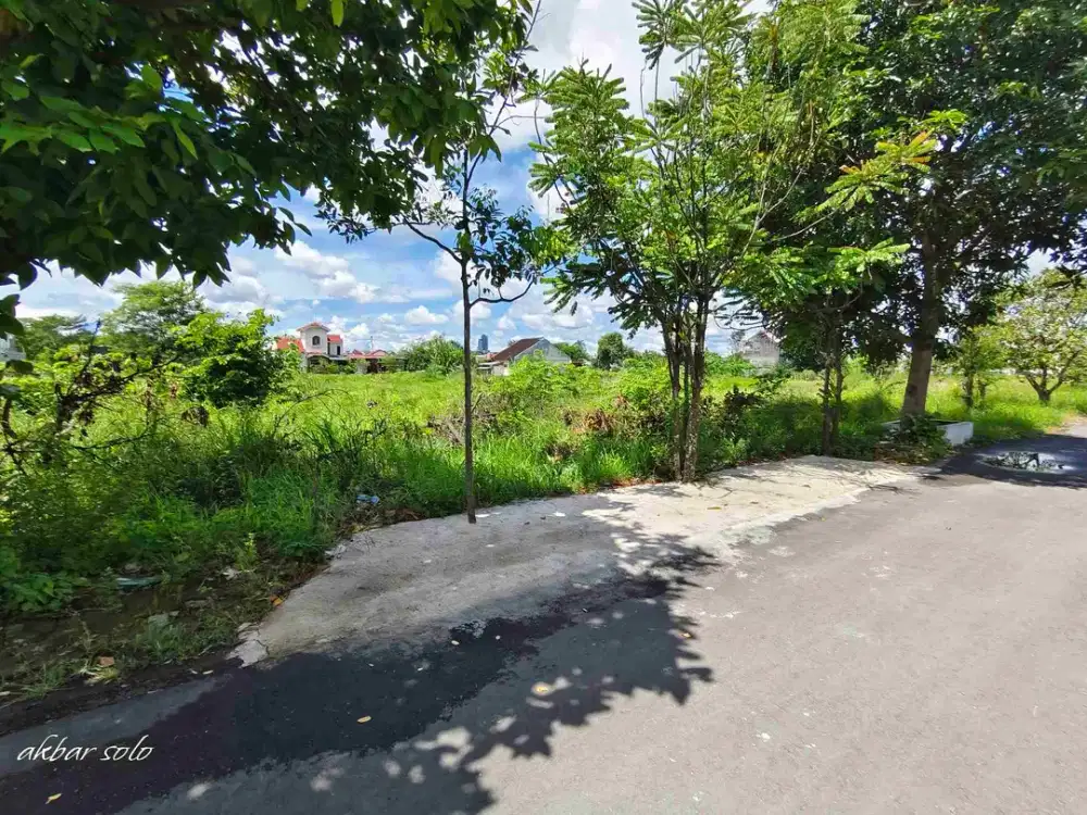 dijual bawah pasaran tanah area kampus atmi ums soo