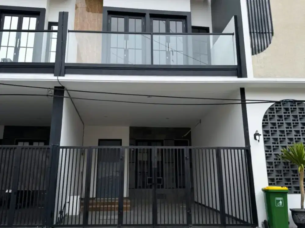 Rumah Ketintang Baru 2 Lantai Kamar 3 Row Dkt Gayungsari A.Yani Royal Plaza Polda Jatim Samsat