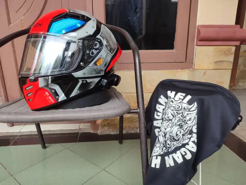 Helm Airoh Connor plus Intercom