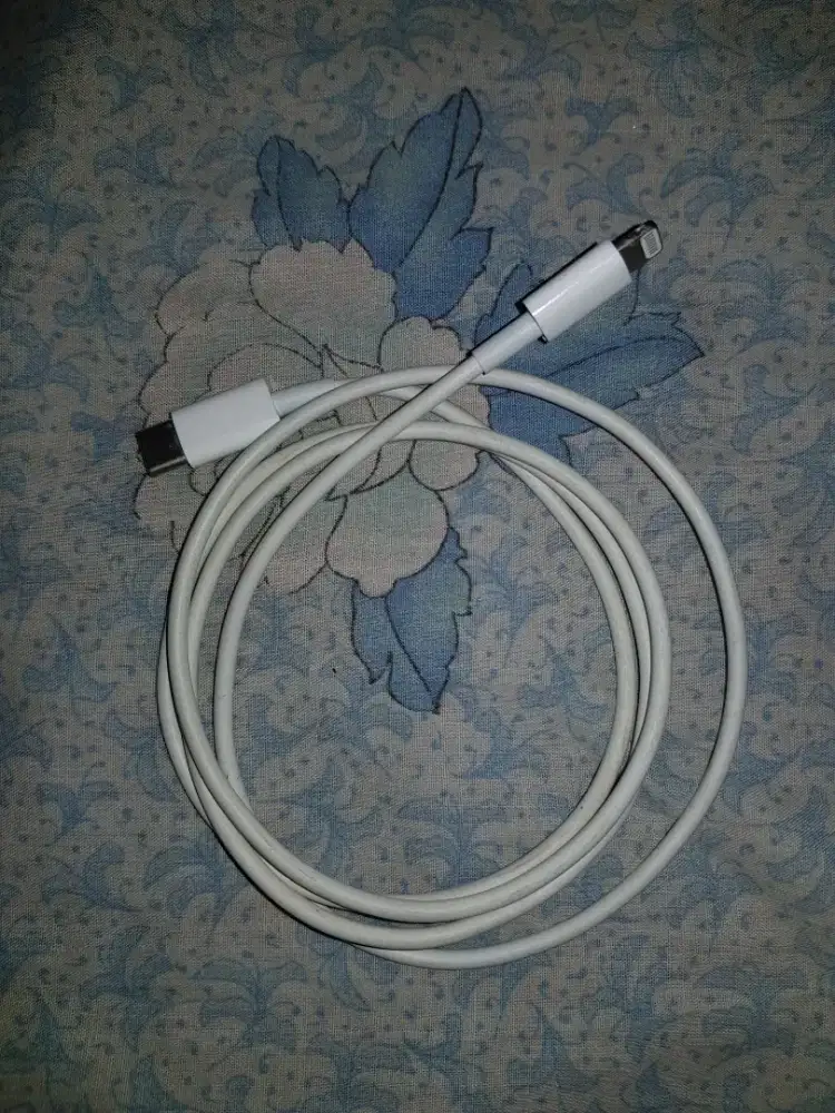 Kabel carger copotan iphone c to lighting