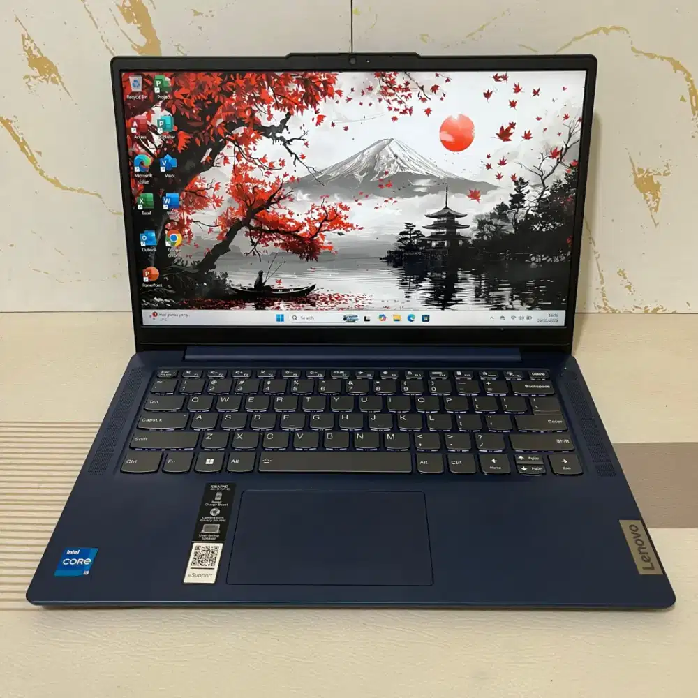 Laptop IdeaPad Slim 3i (83EQ).