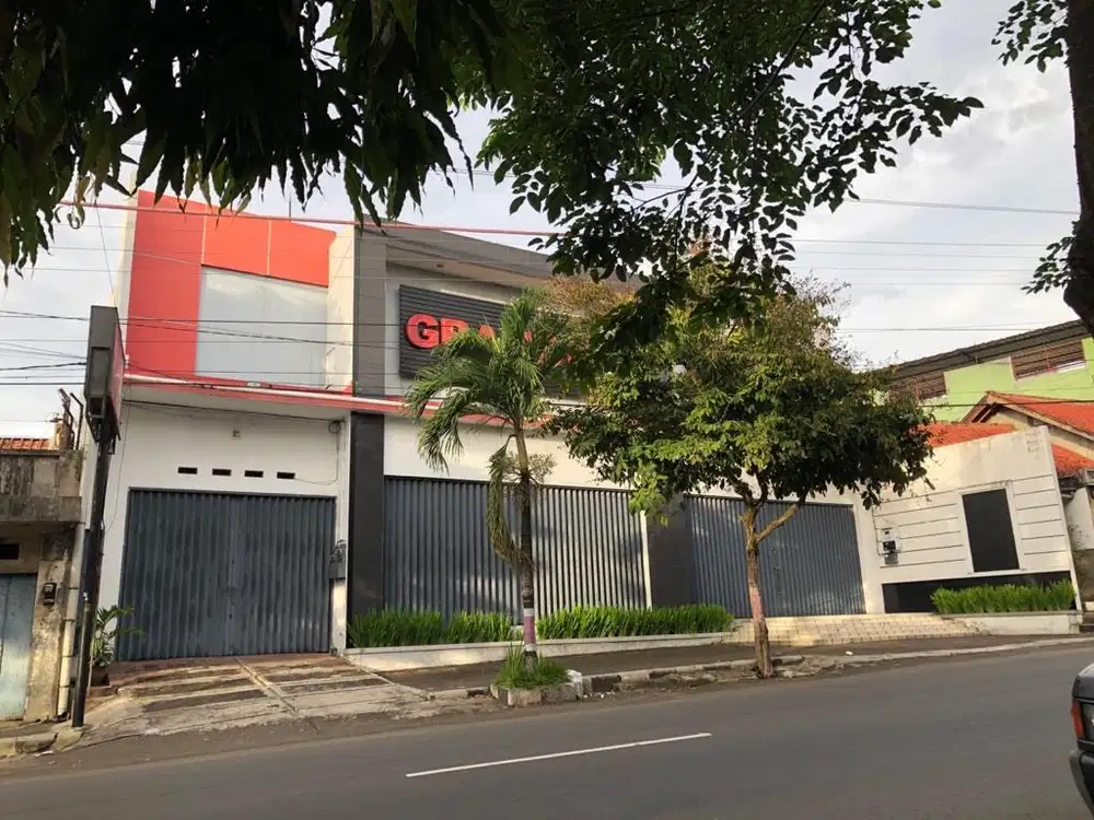 DIJUAL BANGUNAN KOMERSIAL SUPER MEGAH JL WR SUPRATMAN JAWA TENGAH!