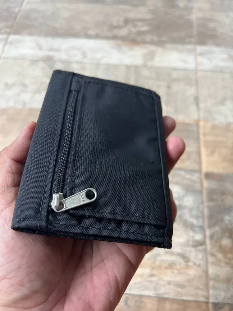 Dompet cowok Gregori